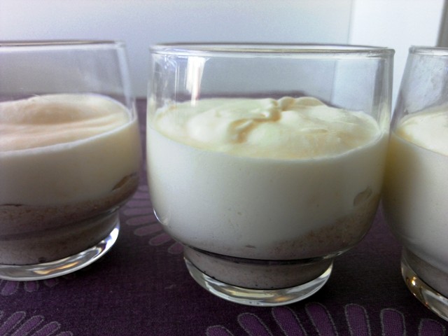 crema de choco blanco y mousse de castañas
