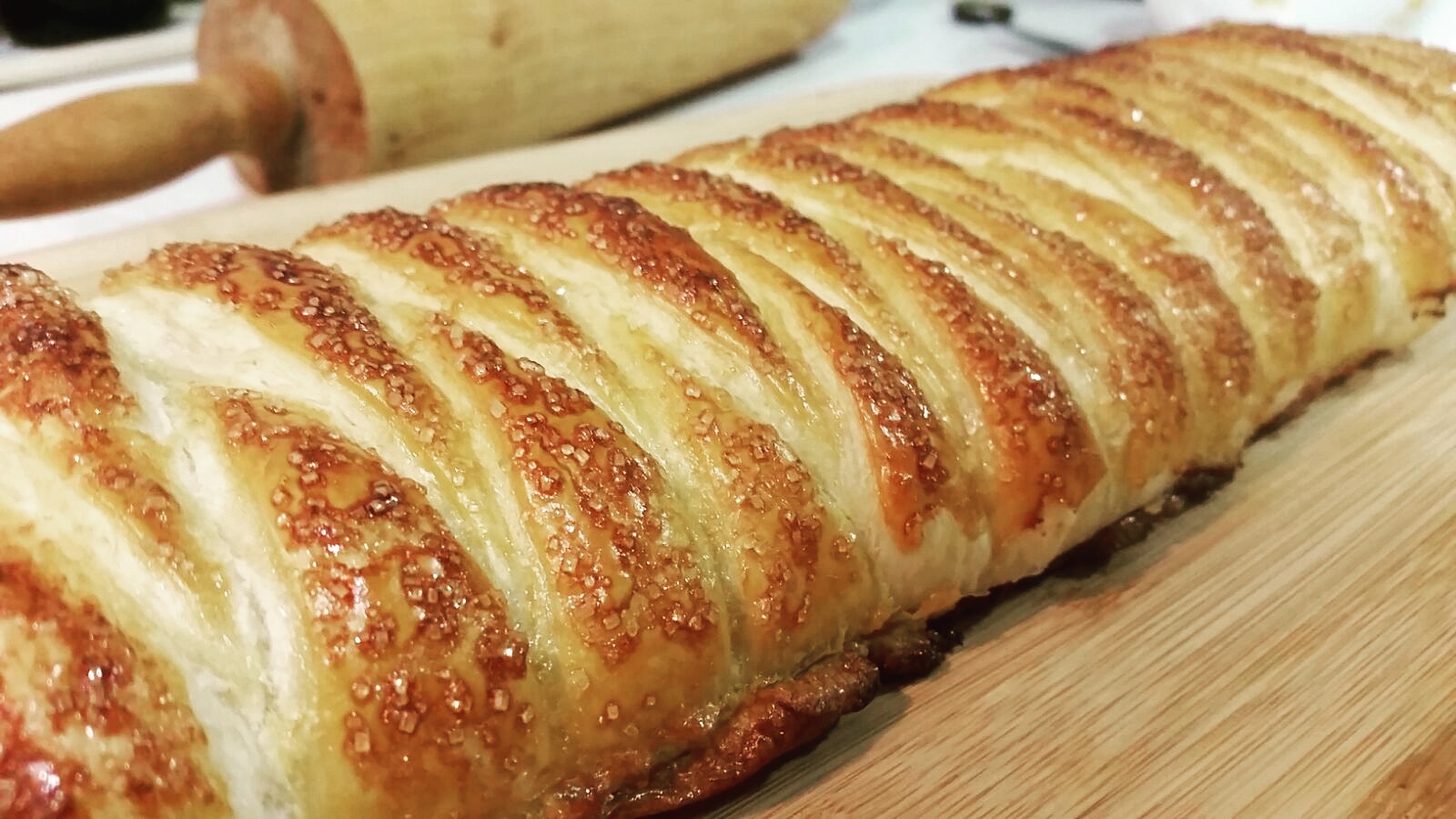 hojaldre relleno de salmón
